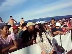 Car wash dance show