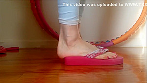 Caroleena Leeds - Soles floor skinny pink toes
