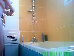 Chick with trimmed pussy washes body