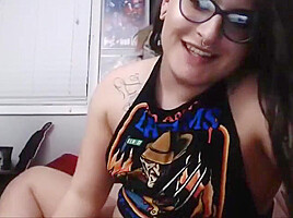 Chubby Trans Bombshell Punishes A Dude On Cam