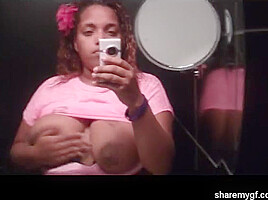 Chubby girlfriend selfshot in the mirror - Sharemygf