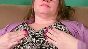 Church lady Andrea dildos her hairy cunt before service