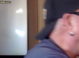 Cock hungry gloryhole DILF sucks dick in home private video