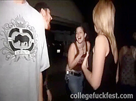 Coed blonde bitch pussy fucked