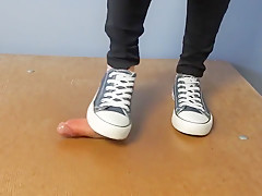 Converse cockcrush and shoejob with cumshot