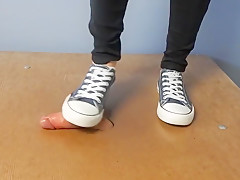 Converse cockcrush and shoejob with cumshot