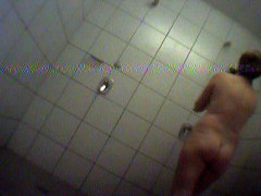 Cougar looks very fuckable in showers video