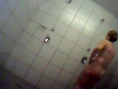 Cougar looks very fuckable in showers video