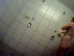Cougar looks very fuckable in showers video