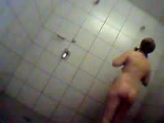 Cougar looks very fuckable in showers video