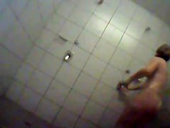 Cougar looks very fuckable in showers video