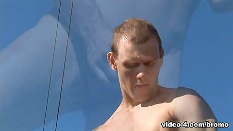 Cristian in Str8men Stroking Scene 7 - Bromo