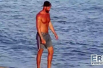 Cruised A Married Pair On The Beach