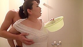 Curvy ass babe enjoys cum on ass after a good fuck