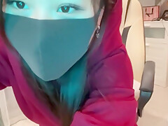 Cute Asian Shows Her Ass And Feet