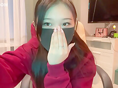 Cute Asian Shows Her Ass And Feet