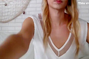 Cute Blonde Trap Cum & It Eat