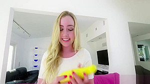 Dakota Gets Her Pussy Stretched