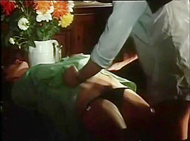 Der Saft Mub Raus (1976) Scene 2