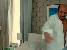 Des gens qui s'embrassent (2013) Monica Bellucci