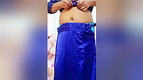 Desi Bhabi Feeling So Horny