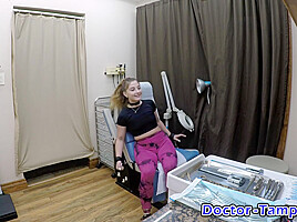 Ditria Rose's 1st Gyno Exam - Part 1 of 2 - DoctorTampa
