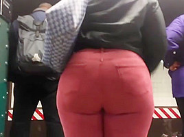 Ebony college girl booty in red jeans