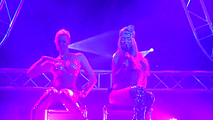 Emi Escada and Regina Moon Lesbian Show