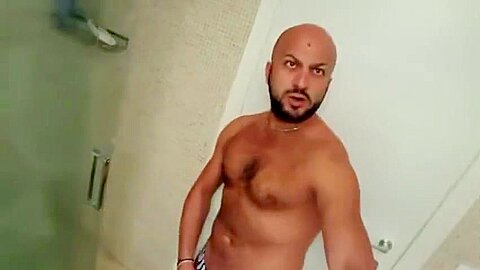 Enjoyment in the shower XXL