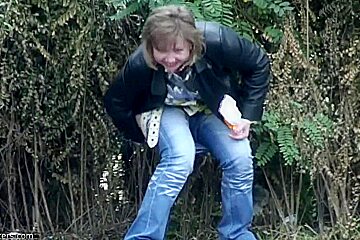 Exotic Amateur video with Public scene