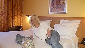 FRENCH MILF CLAIRE ANAL