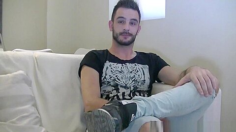 Fabien fucked barebakc in jockstrpa by top boy in Madrid - FrenchHolesCreampied