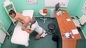 Fake Hospital Californian babe with sexy ass loves hard fuck