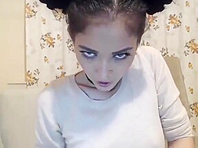 Fantastic Amateur Toys, Masturbation, Webcam Scene Pretty One