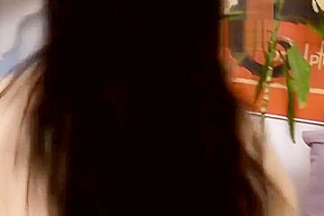 Fantastic deep fist lesbian xxx action