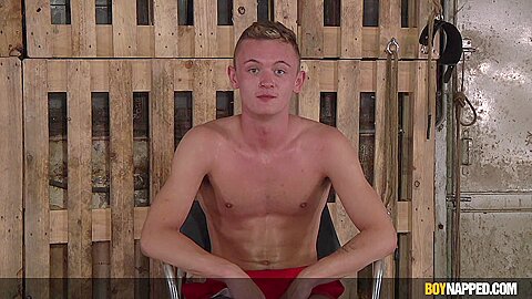 Fit Boy Oliver Follows Orders - 1 - Oliver Wesley & Sebastian Kane