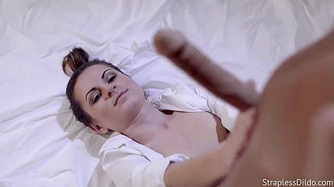 Foot Fetish Session With A New Lesbian Girl