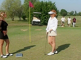 Four golfers hitting the same hole with Vivienne La Roche