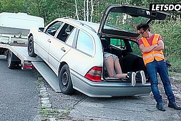 Francys Belle In Is Down For Some Hard Fuck With Big Dick Mechanic