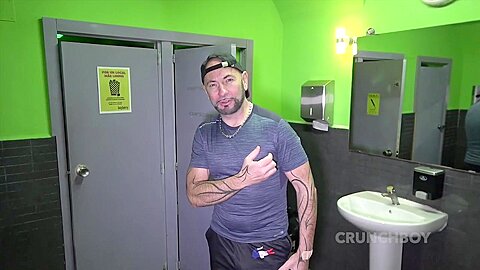 Galo Fucked Raw By Apolo Adrii In Public Toilets - BarebackSexParty