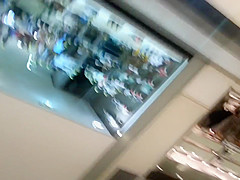 Gata Charmosa no Shopping