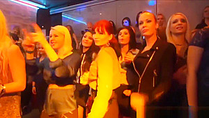 Genuine Wives & Girlfriends Turn Slutty At CFNM Party