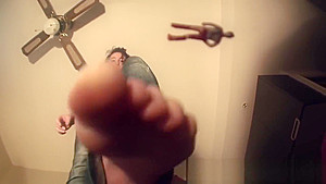 Giantess Girlfriend Underglass