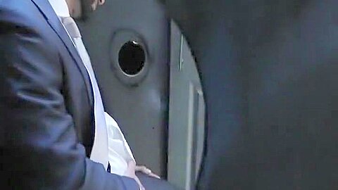 Glory Hole for a Cute Hunk