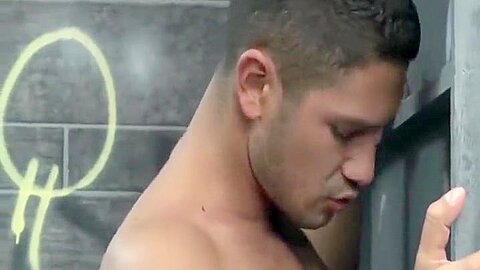 Glory Hole for a Cute Hunk