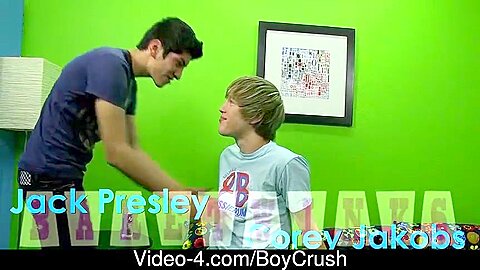 Golden-Haired hotty Corey Jakobs acquires raw and frisky with Latino twink Jack Presley