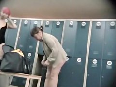 Gorgeous locker room amateur does not wear panty on