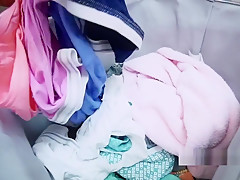 Hairy cunt gf banged in laundry room