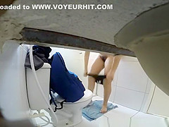 Hairy pussy woman caught by secret