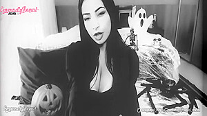 Having Virtual Sex With Morticia Addams